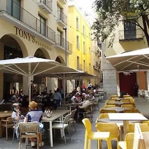Apartment Center Plaza Figueres (Girona)